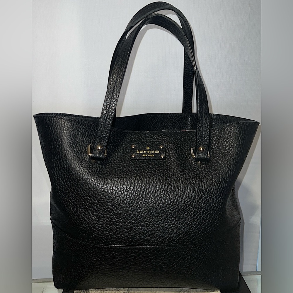 KATE SPADE BLACK LEATHER FRONT LOGO CAREER SHOULDER BAG